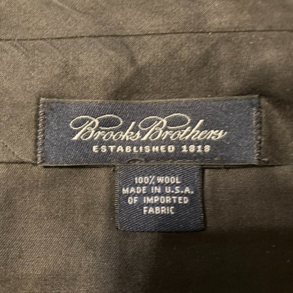Brooks Brothers, 100% Wool Suit - Picture 11 of 12